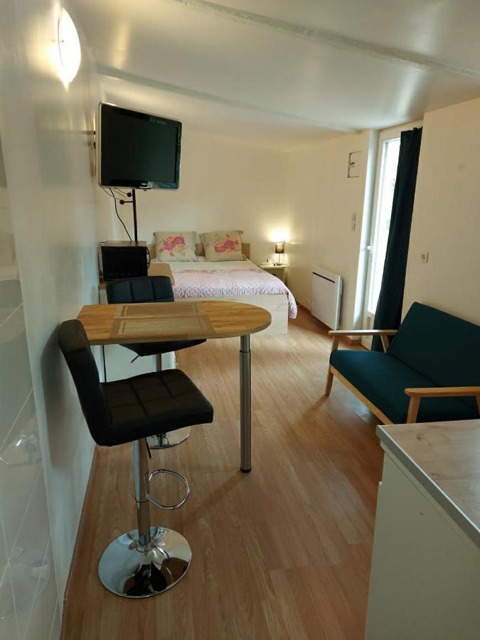 Studio Au Calme Wifi 600M Centre Ville Parking Gratuit Devant Castres  Dış mekan fotoğraf
